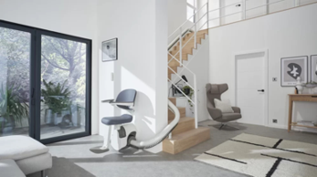 AccessBDD Flow X curved stair lift