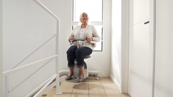 AccessBDD Flow X curved stair lift