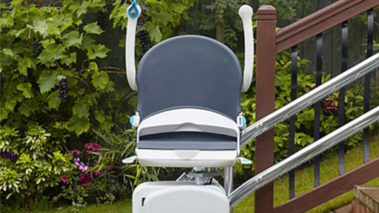 Handicare 4000 curved outdoor stair lift