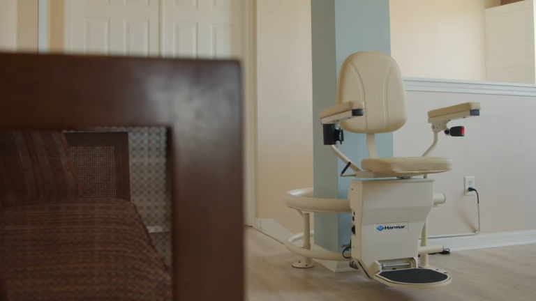 Harmar Helix curved stair lift